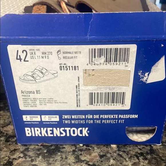 Size 42 New in box Birkenstock Tan Sandals with Cushioned Footbed - Picture 7 of 7